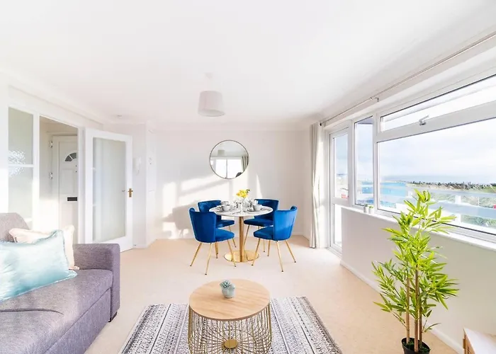 Incredible Sea View 2 Bedroom Beach Apartment