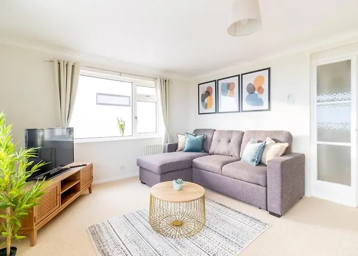 Incredible Sea View 2 Bedroom Beach Apartment